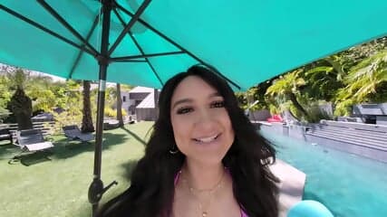 Eliza Ibarra Needs To Be Very Oiled Up In Exchange For A Blowjob