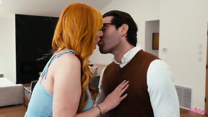 Stepmother Teaching Gamer Girl  Be A Good Slut - Lauren Phillips And Lulu Chu