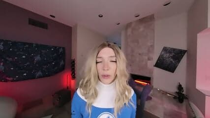 Kenna James As Sue Storm  Lay You Down And See What You