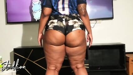 She Got Some Jiggle On Her