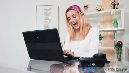 Charlie Forde Takes On Internet Trolls With Alex Mack And Mazee The Goat In A Wild D.P. Adventure