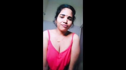 Chennai Tambaram Aunty Nude Show Boobs And Finger Licking