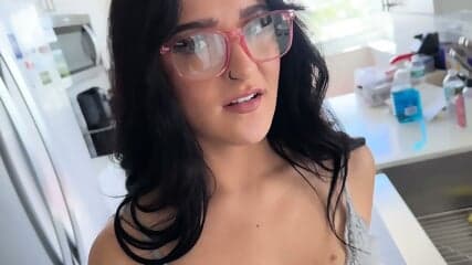 I Need To Leave My Semen In My Stepdaughter